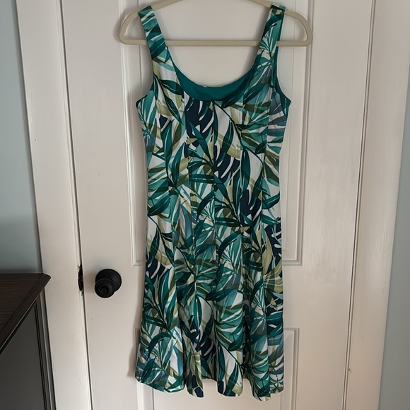 Dress Barn Tropical Print Dress - Picture 6 of 6